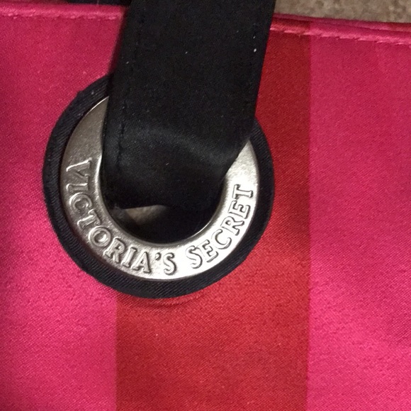 VS Satin Tote Bag - Picture 3 of 10